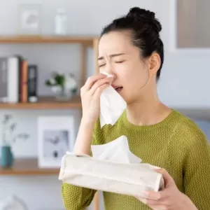 花粉症は鼻だけじゃない、肌にも影響が・・・のサムネイル
